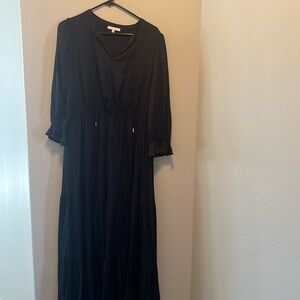 Long black long sleeve dress